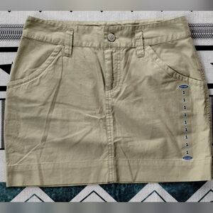 NWT! Old Navy Womans Size 1 Khaki Skirt